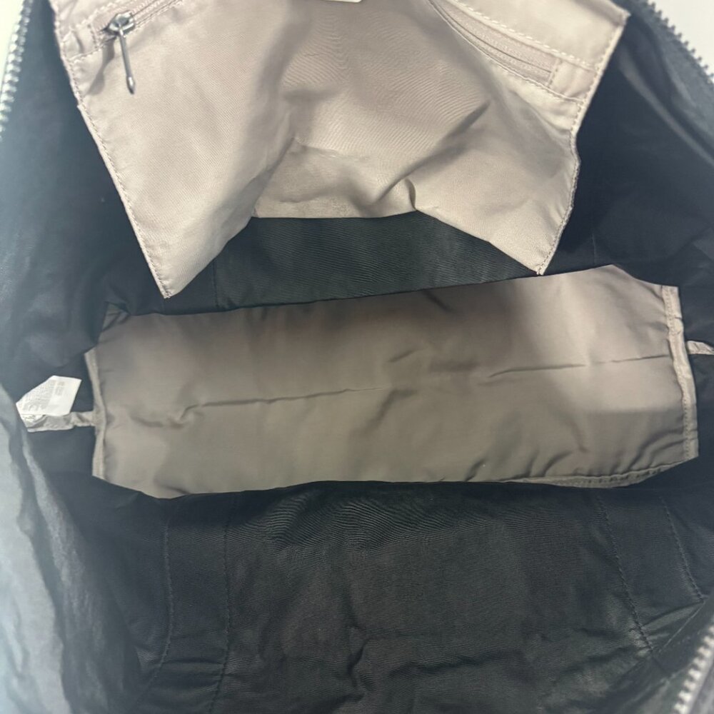 NWOT Kipling Art M Lite Tote Bag - Picture 8 of 13